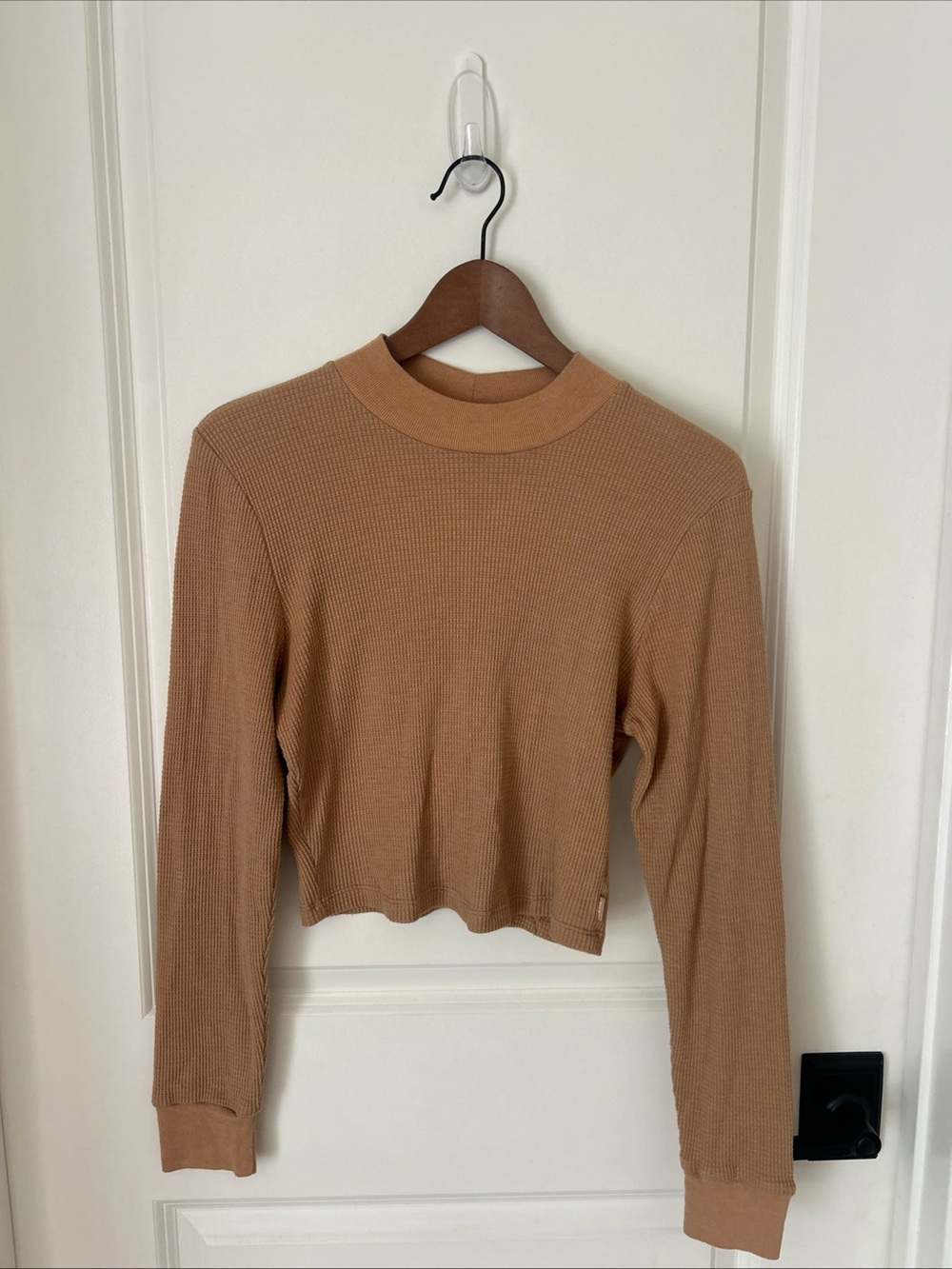 TNA Ribbed Cropped Waffle Knit Long Sleeve Top in Camel